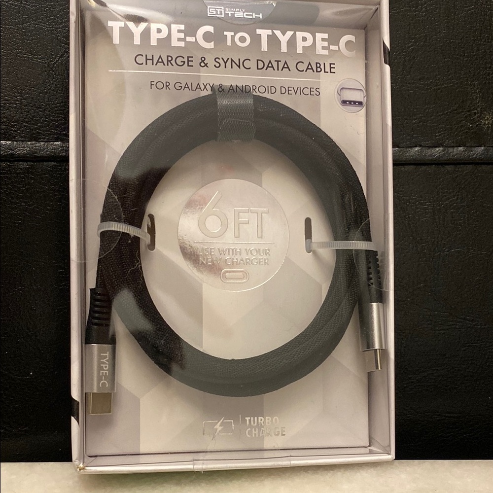 Black Type-C to Type-C Charge & Sync Cable